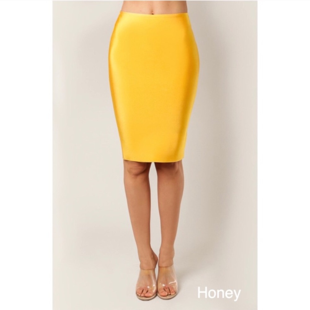 NWT HONEY Yellow Bandage Knit Gold Pencil Slip on Skirt by WOW Couture